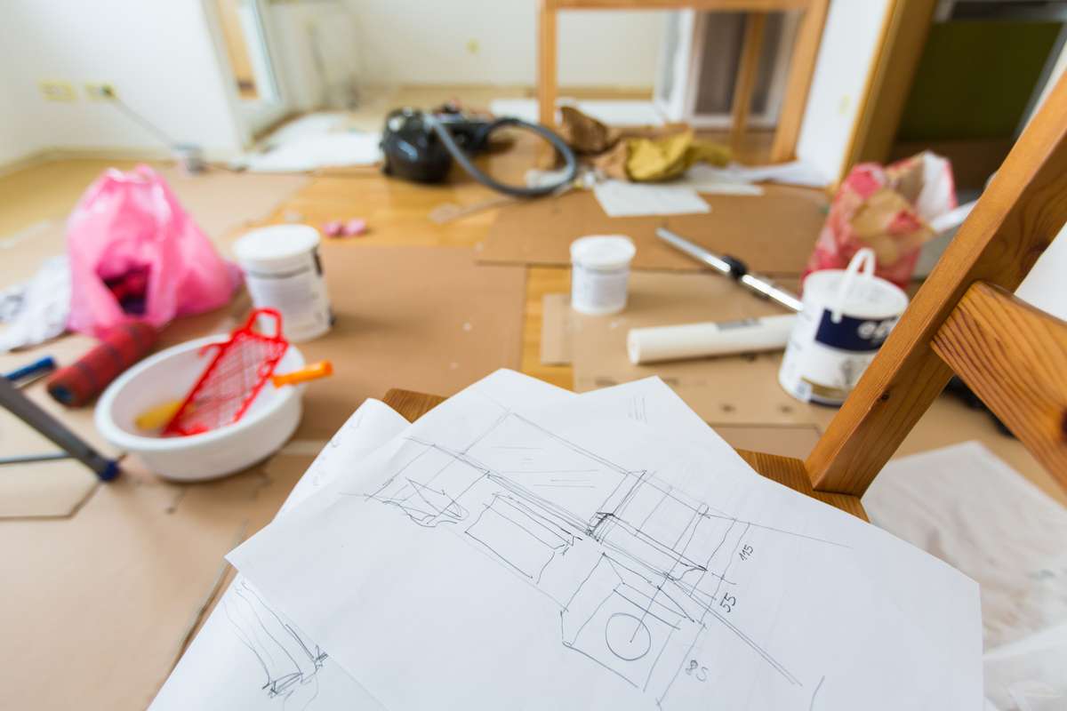 Home renovation (R) (S)